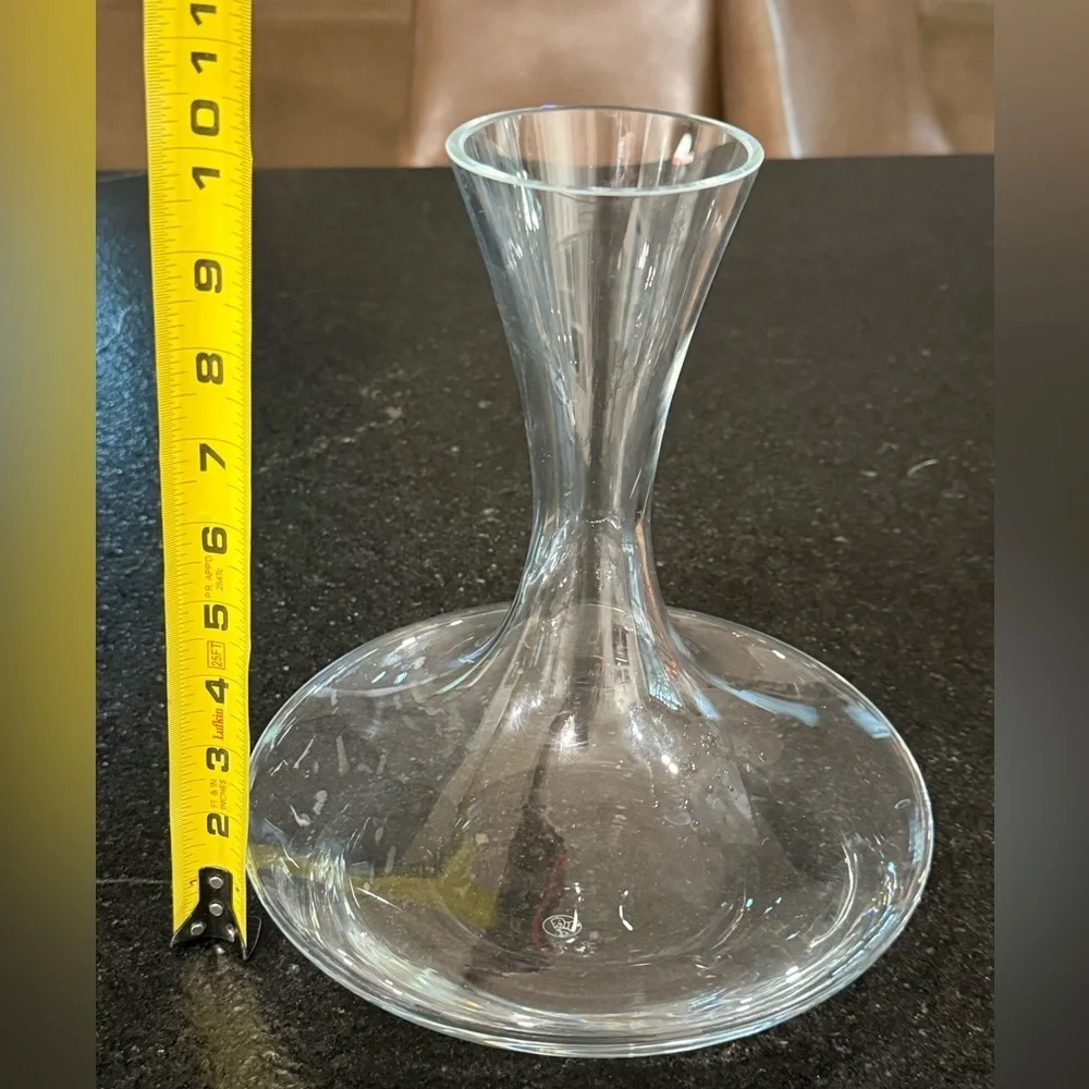 Wine Enthusiast Hand-Blown Glass Wine Decanter – Modern Design – Made in Poland